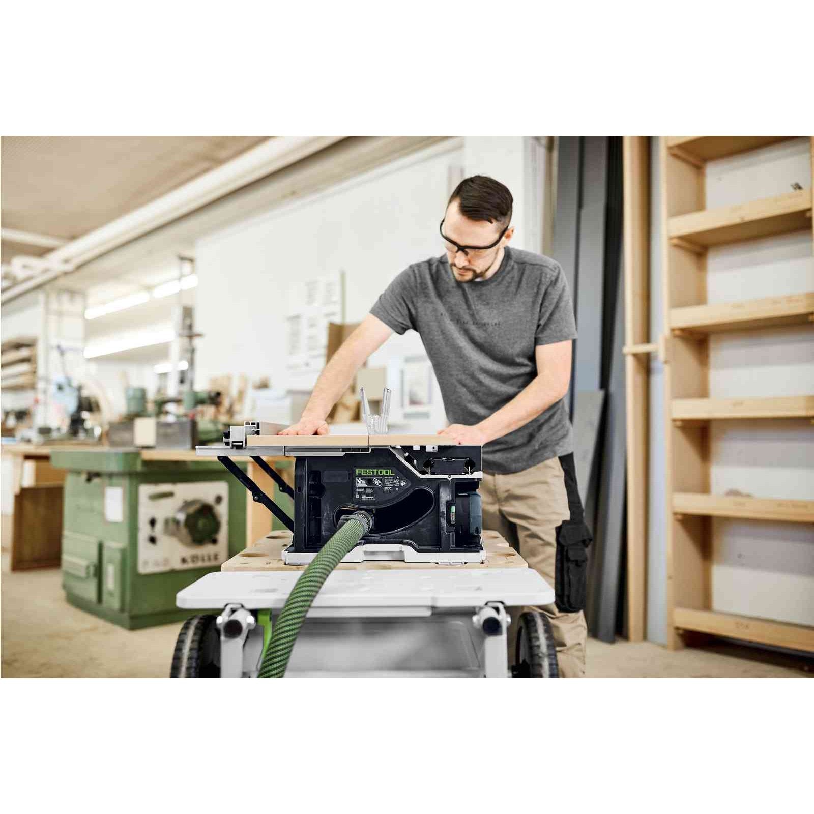 Cordless on sale table saw