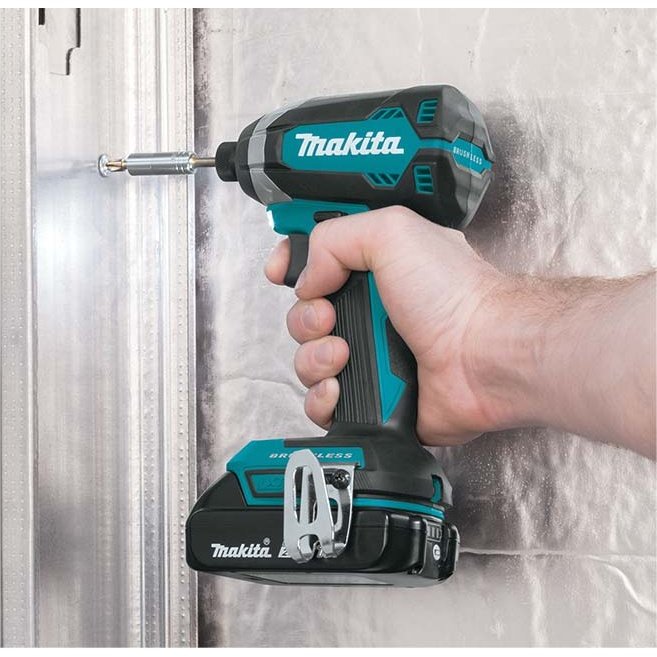 Makita 2025 dtd153z 18v